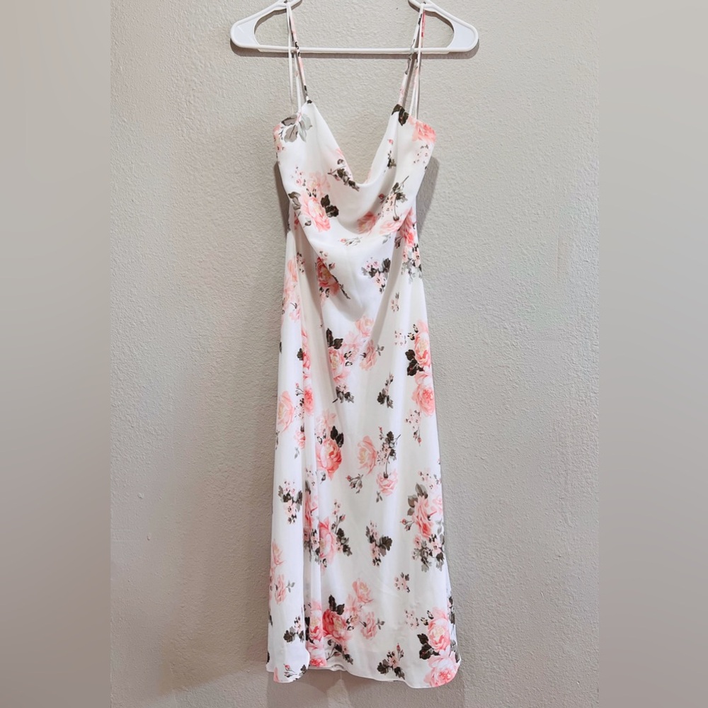 *NWOT* Abercrombie Floral Strappy Midi Dress